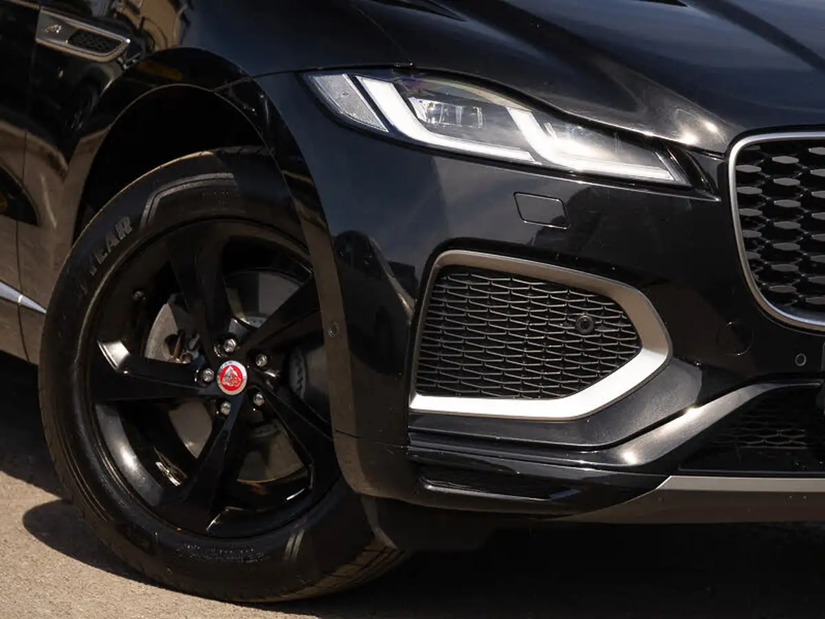 2021-jaguar-f-pace-20-d200-r-dynamic-s-mhev-big-19