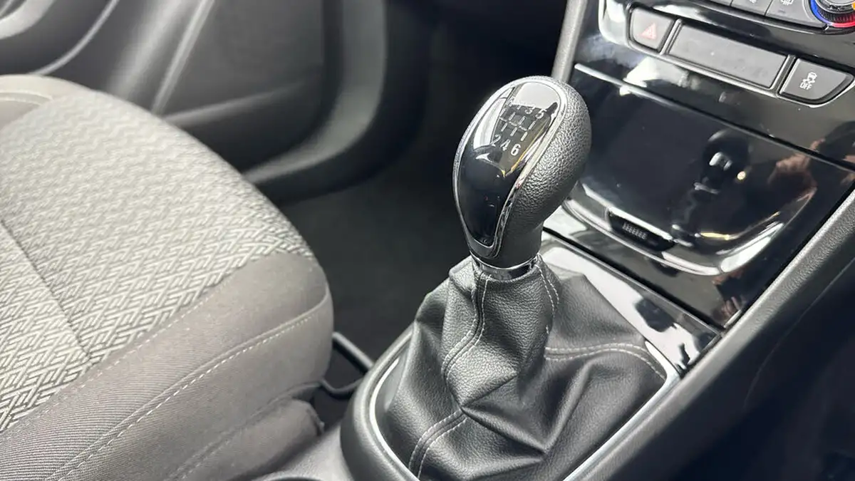 2018-vauxhall-mokka-x-14i-16v-turbo-design-nav-ssecotec-big-15