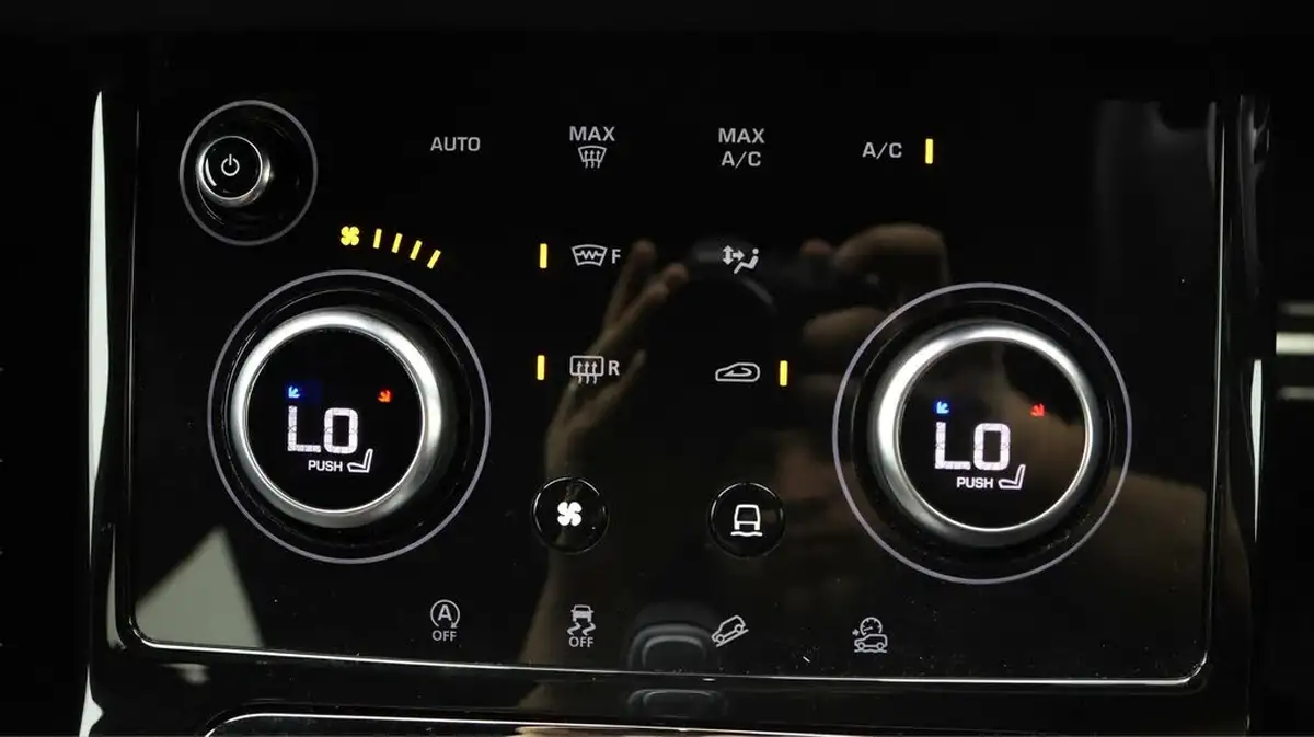 2021-land-rover-range-rover-evoque-20-d200-r-dynamic-s-big-11