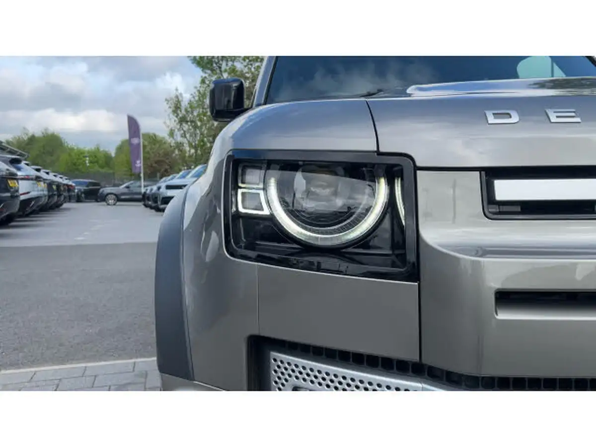 2022-land-rover-110-defender-20-p400e-xs-edition-big-29