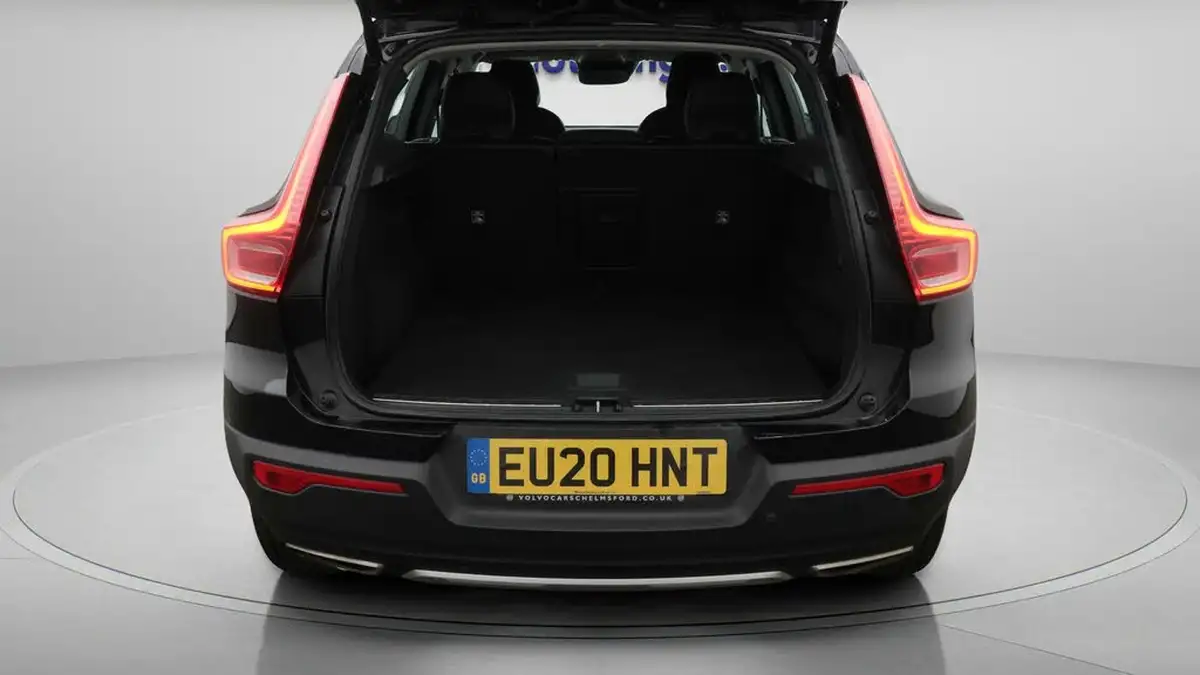 2020-volvo-xc40-15-t3-inscription-geartronic-big-17