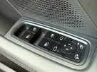2020-porsche-taycan-e-turbo-small-36