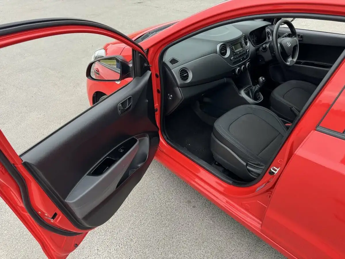 2018-hyundai-i10-10-s-big-27