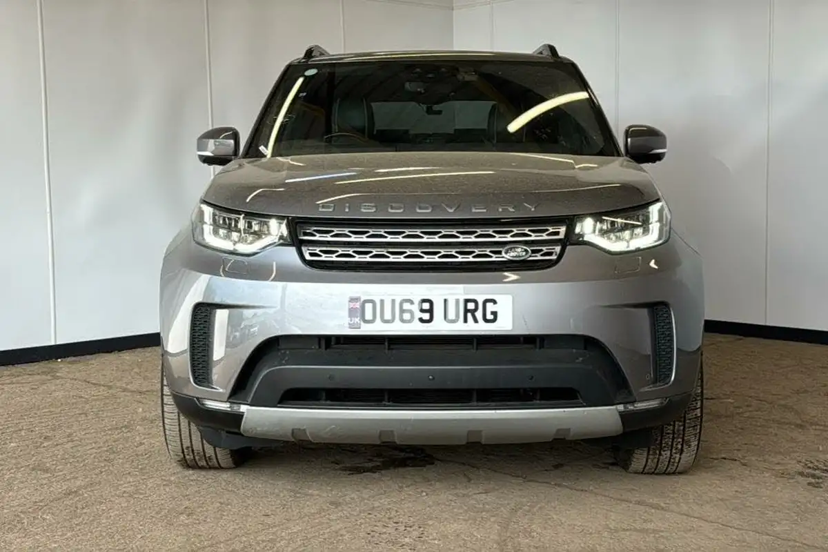 2019-land-rover-discovery-30-sd6-hse-big-4