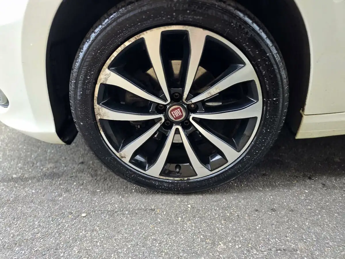 2017-fiat-tipo-14-tjet-lounge-hatchback-big-43