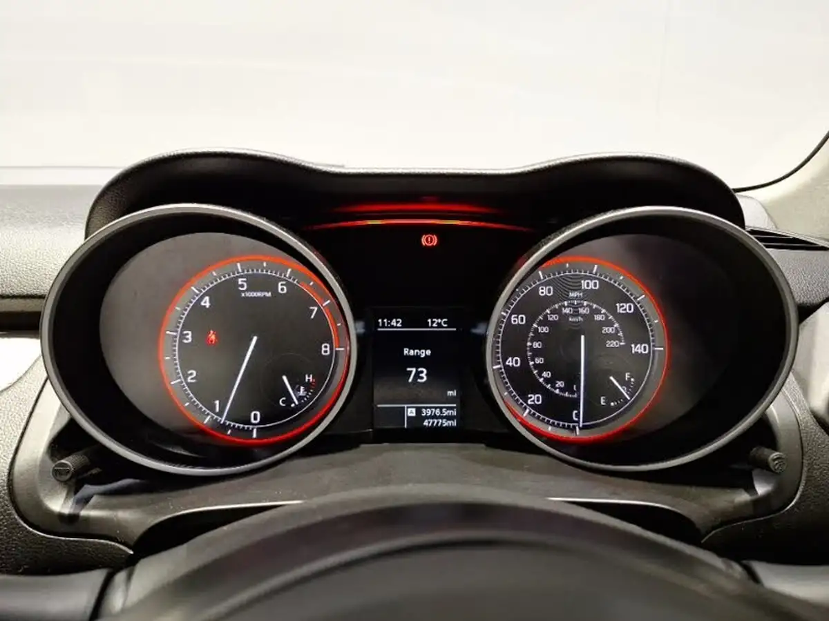 2020-suzuki-swift-12-dualjet-sz-t-90ps-1242cc-big-10