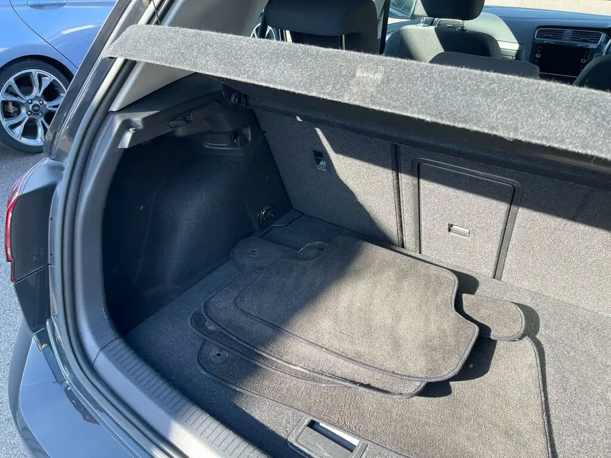 2020-volkswagen-golf-e-e-golf-big-41