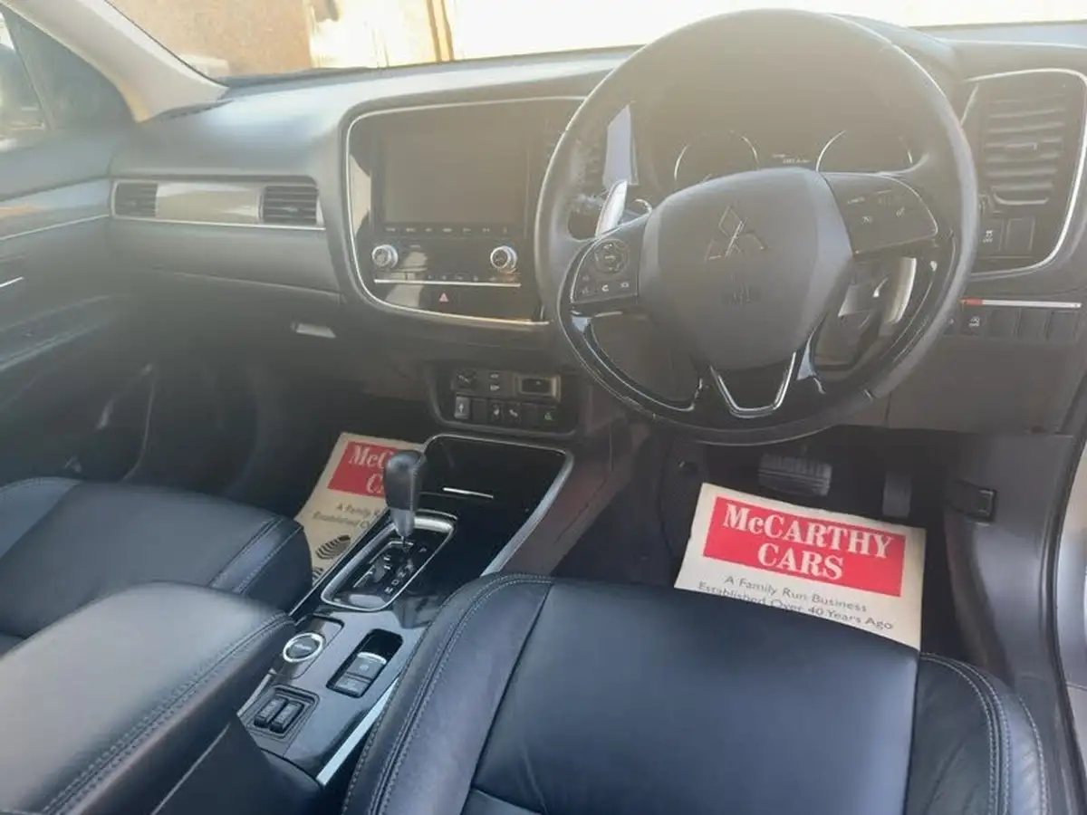 2020-mitsubishi-outlander-20-exceed-big-14