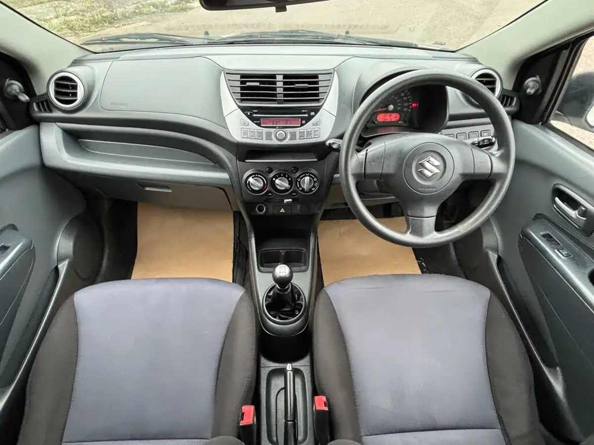 2014-suzuki-alto-10-sz-big-37