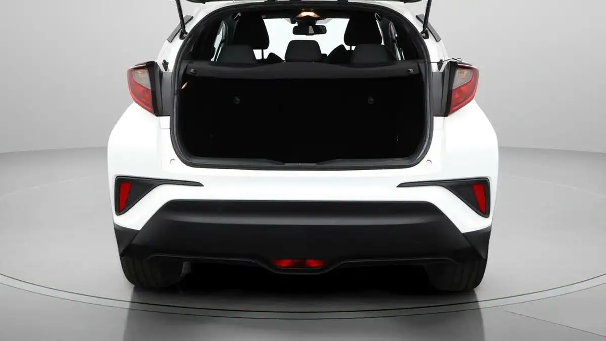 2020-toyota-c-hr-18-vvt-i-design-big-16