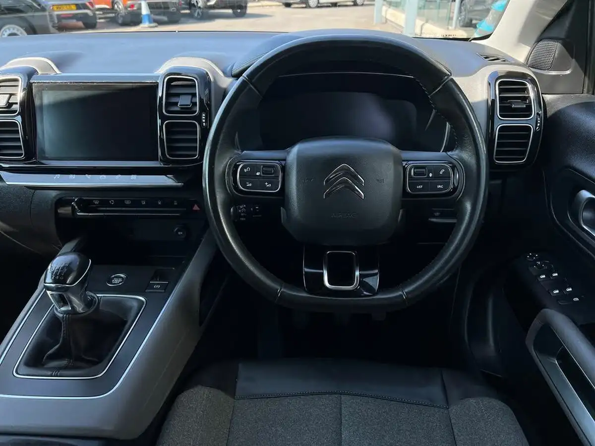 2022-citroen-c5-aircross-12-puretech-shine-ss-big-16