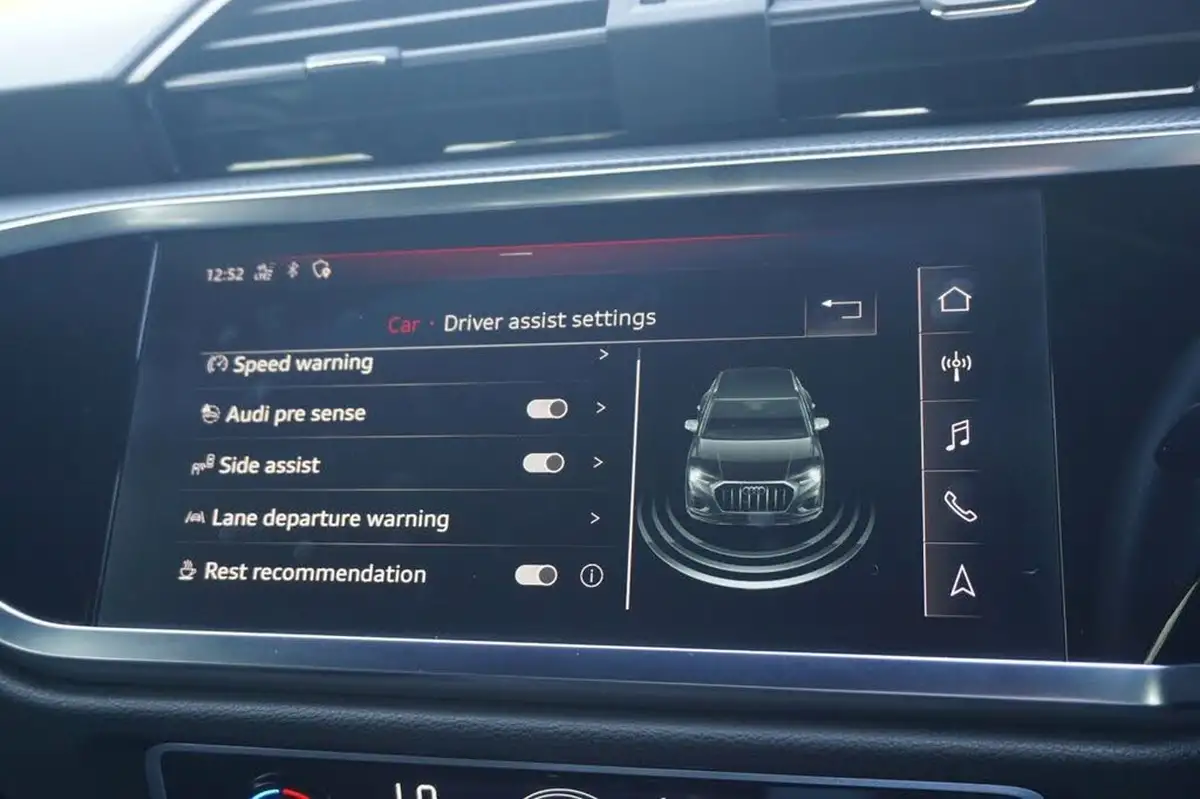2019-audi-q3-15-35-tfsi-s-line-cod-station-wagon-1498cc-big-30