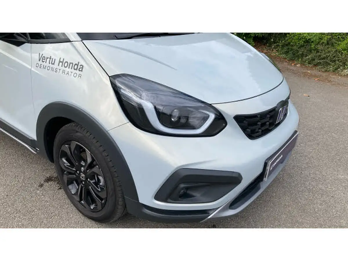 2025-honda-jazz-15-i-mmd-crosstar-advance-big-15