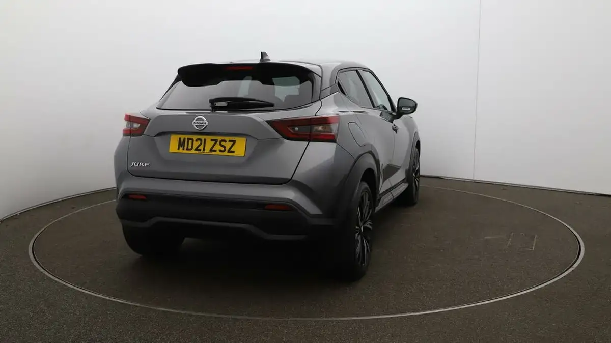 2021-nissan-juke-10-dig-t-tekna-dct-big-53