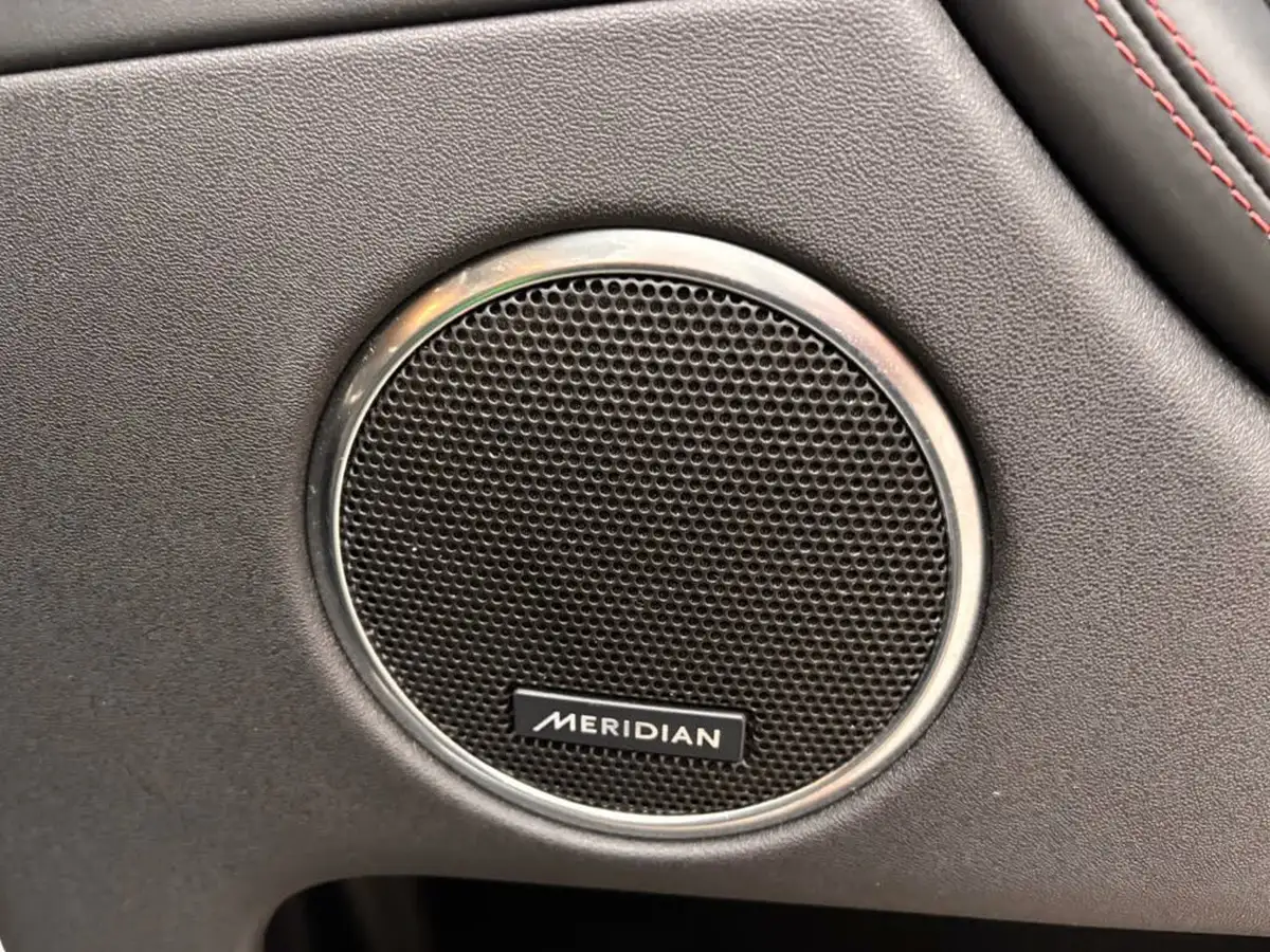 2019-land-rover-discovery-sport-20-d180-r-dynamic-hse-big-29