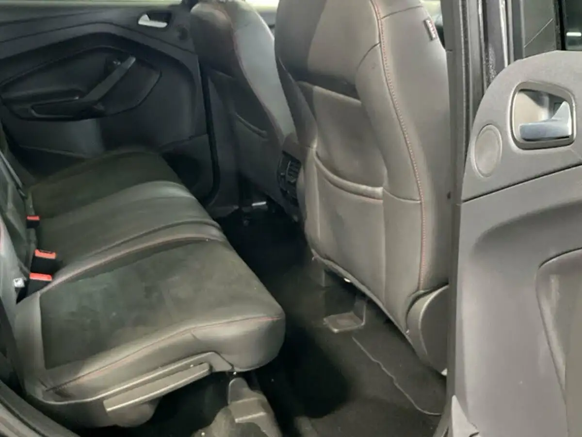 2018-ford-kuga-20tdci-st-line-x-180ps-awd-powershift-big-3
