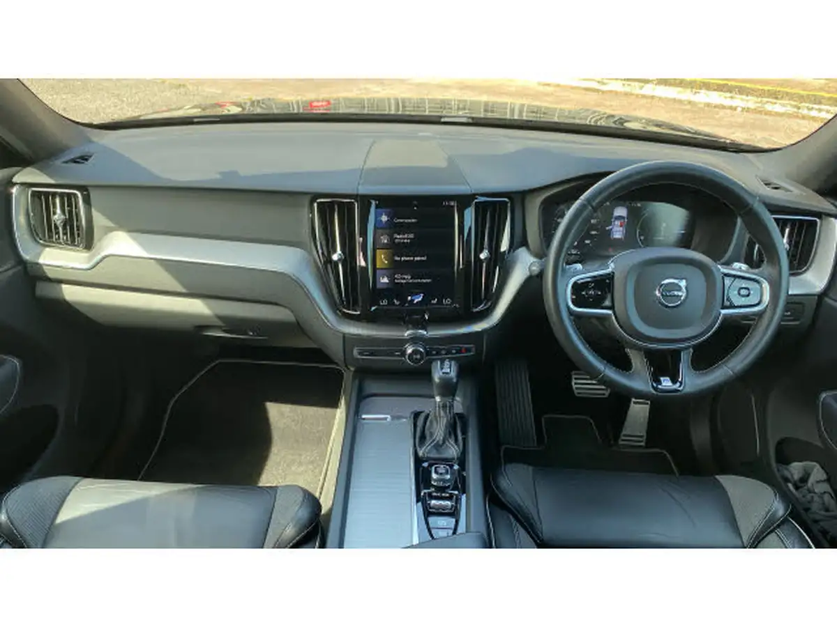 2019-volvo-xc60-20-t5-r-design-awd-big-19