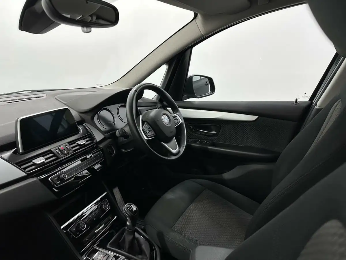 2020-bmw-2-series-15td-216d-se-gran-big-28