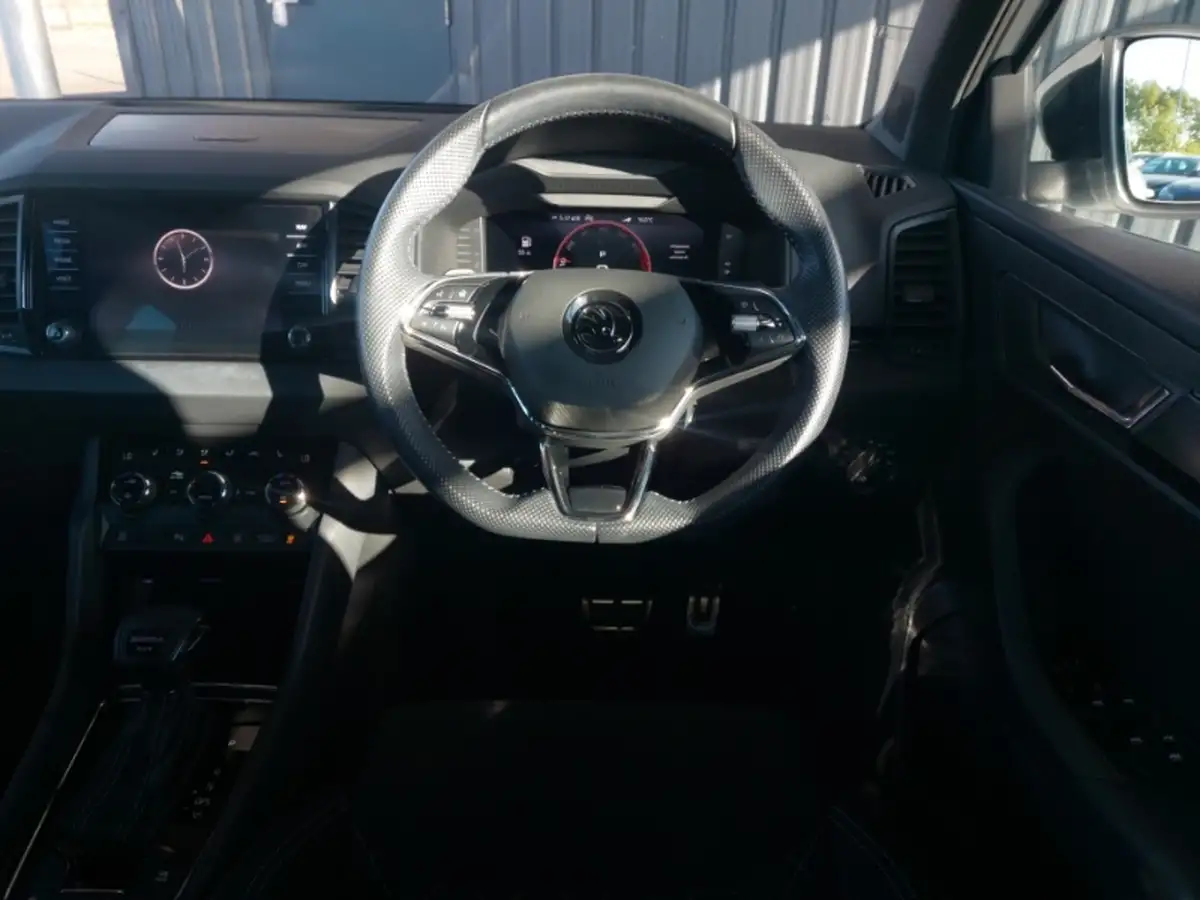 2023-skoda-karoq-20-tsi-sportline-big-6