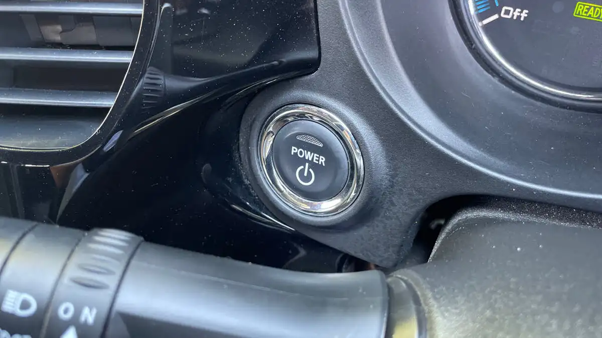 2021-mitsubishi-outlander-24-exceed-phev-big-28