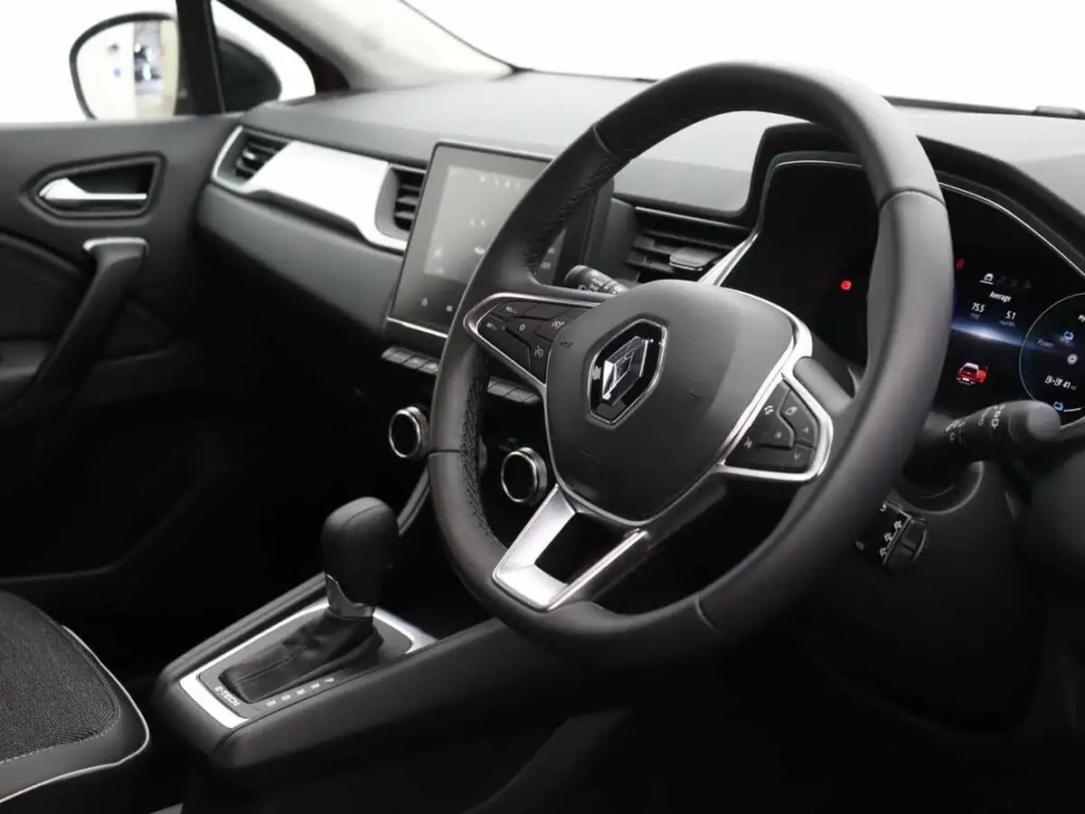 2023-renault-captur-16-techno-160ps-plug-in-big-6