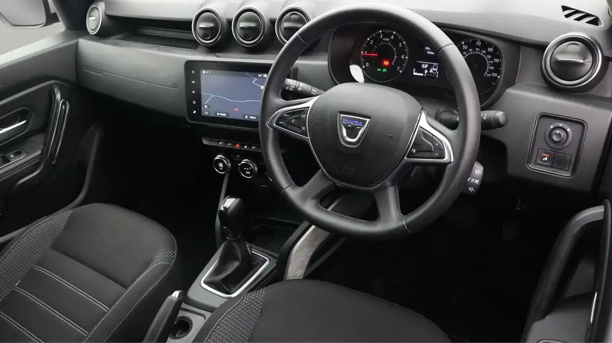 2022-dacia-duster-13-tce-prestige-150bhp-edc-big-8