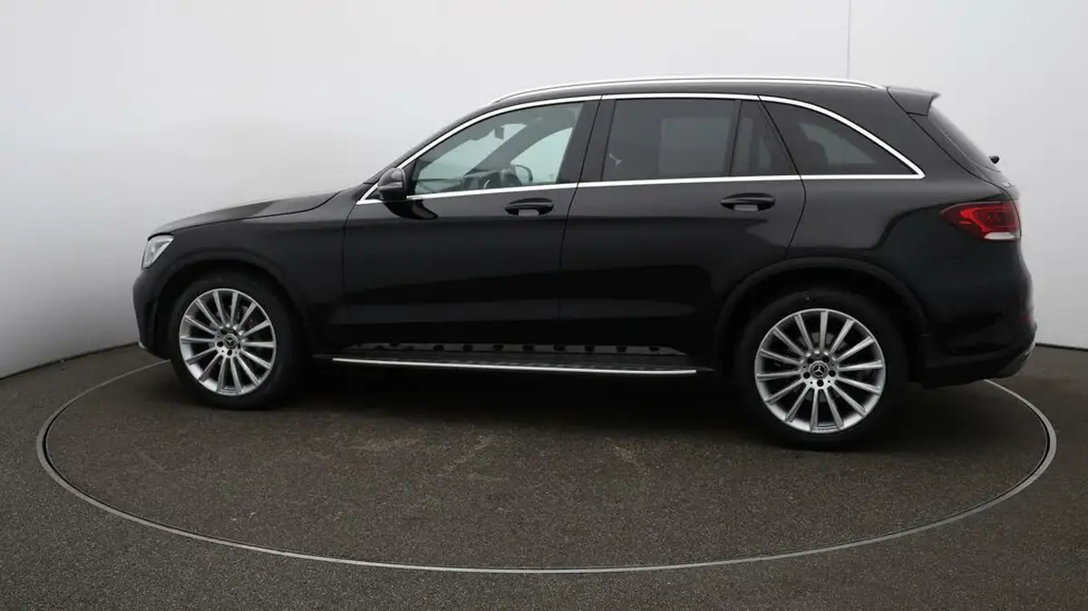 2020-mercedes-benz-glc-class-20d-glc300d-amg-line-premium-station-wagon-5d-big-58
