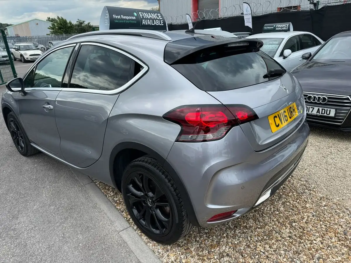 2016-ds-ds-4-16bluehdi-crossback-big-14
