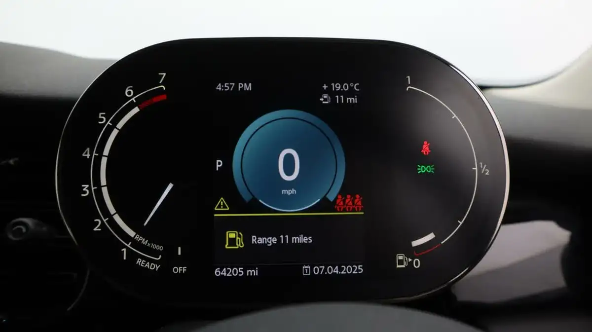 2021-mini-cooper-15-cooper-classic-hatchback-5d-auto-big-10