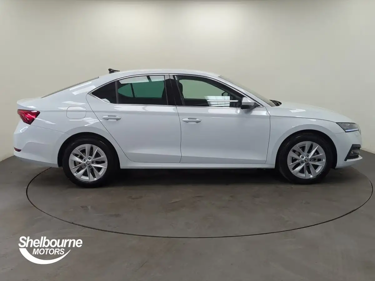 2024-skoda-octavia-15-tsi-e-tec-se-l-hatchback-big-2