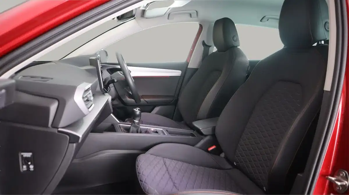 2020-seat-leon-15-tsi-evo-fr-150ps-estate-big-14