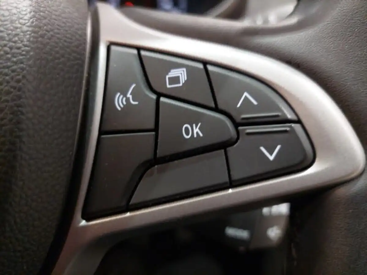 2024-dacia-sandero-stepway-10-tce-extreme-90bhp-big-13