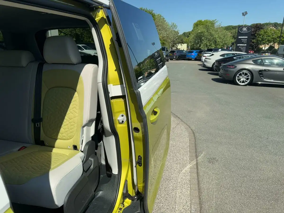 2023-volkswagen-idbuzz-e-style-standard-big-79