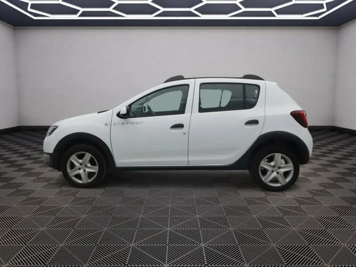 2016-dacia-sandero-stepway-15dci-laureate-big-4