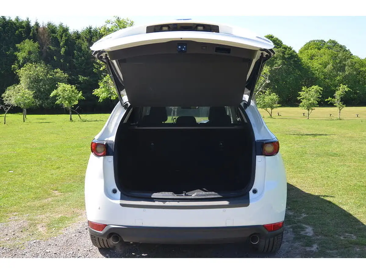 2019-mazda-cx-5-20-sport-nav-big-14