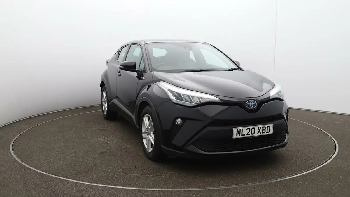 2020-toyota-c-hr-18-vvt-i-icon-parking-pack-big-35