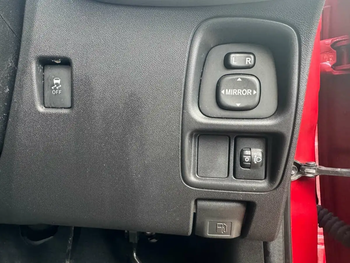 2020-toyota-aygo-10-vvt-i-x-play-big-38