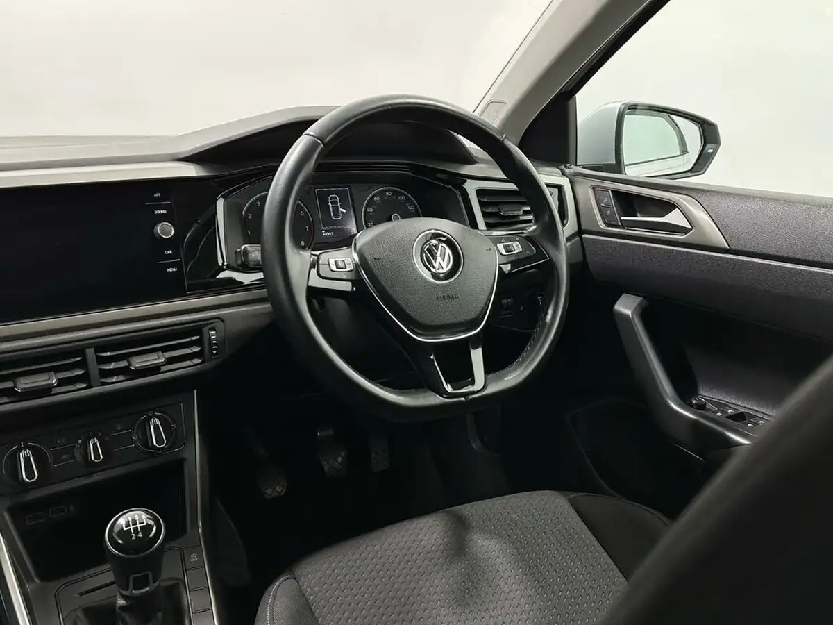 2018-volkswagen-polo-10-tsi-se-big-10