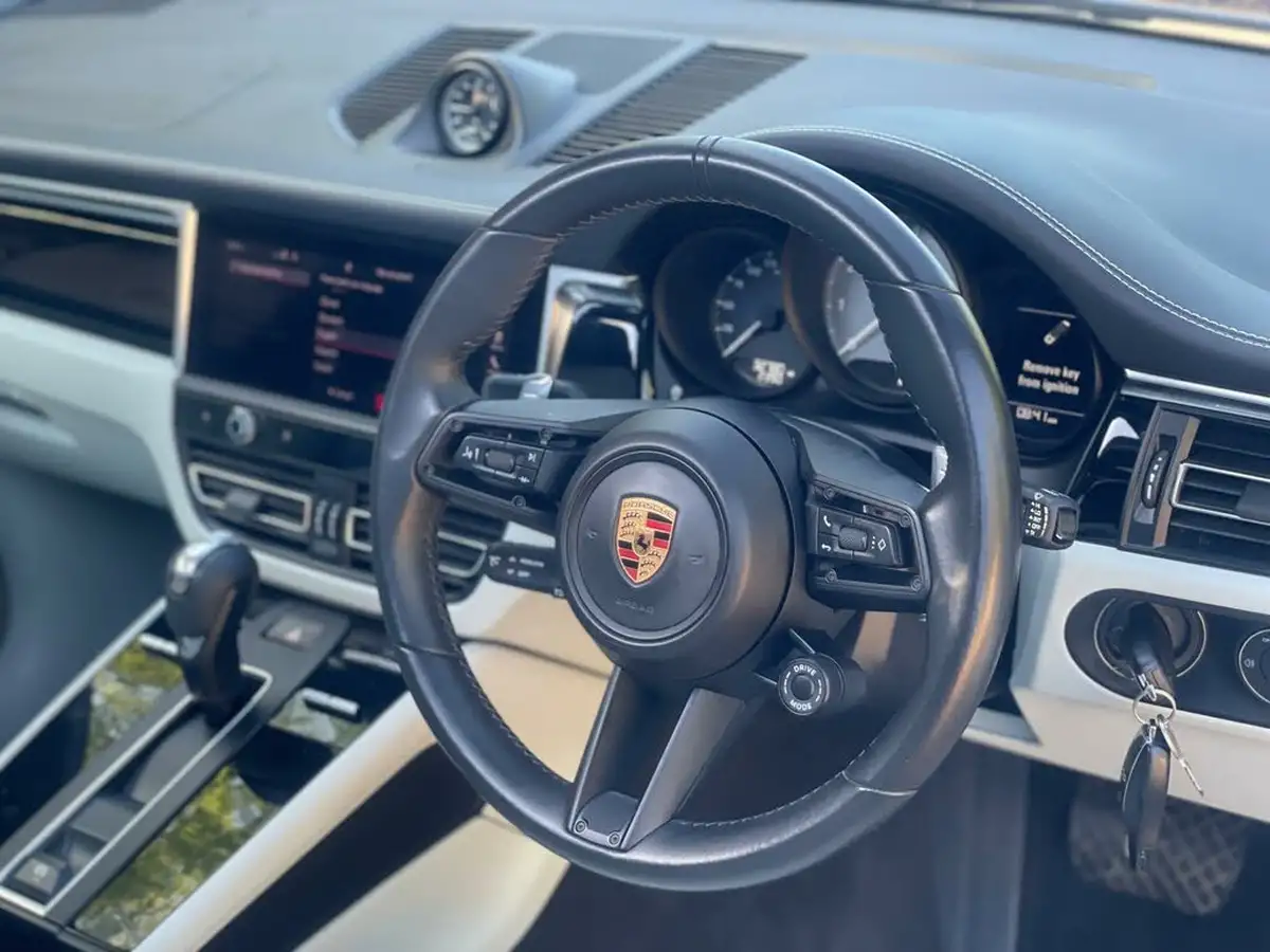2022-porsche-macan-29-v6-s-big-22