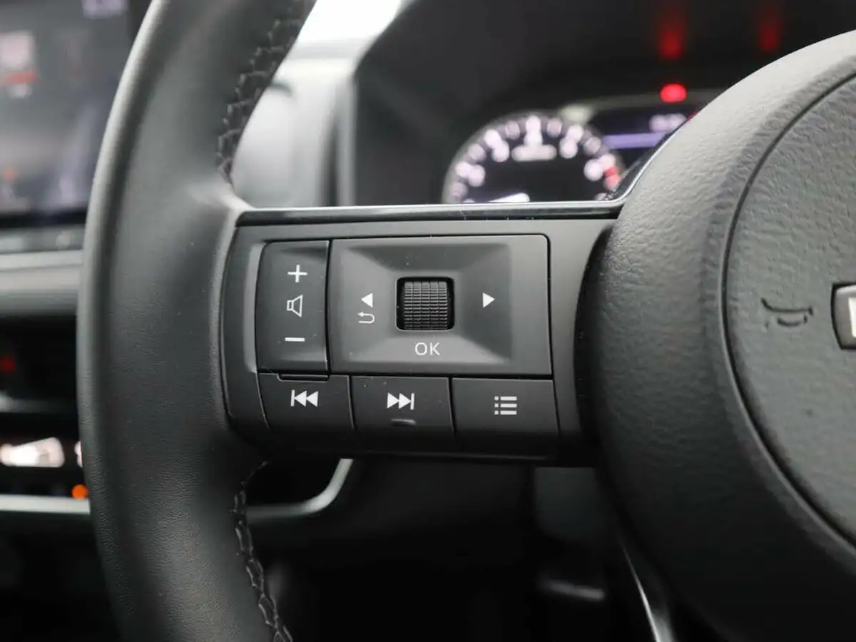 2024-nissan-qashqai-13-dig-t-acenta-premium-140ps-big-29