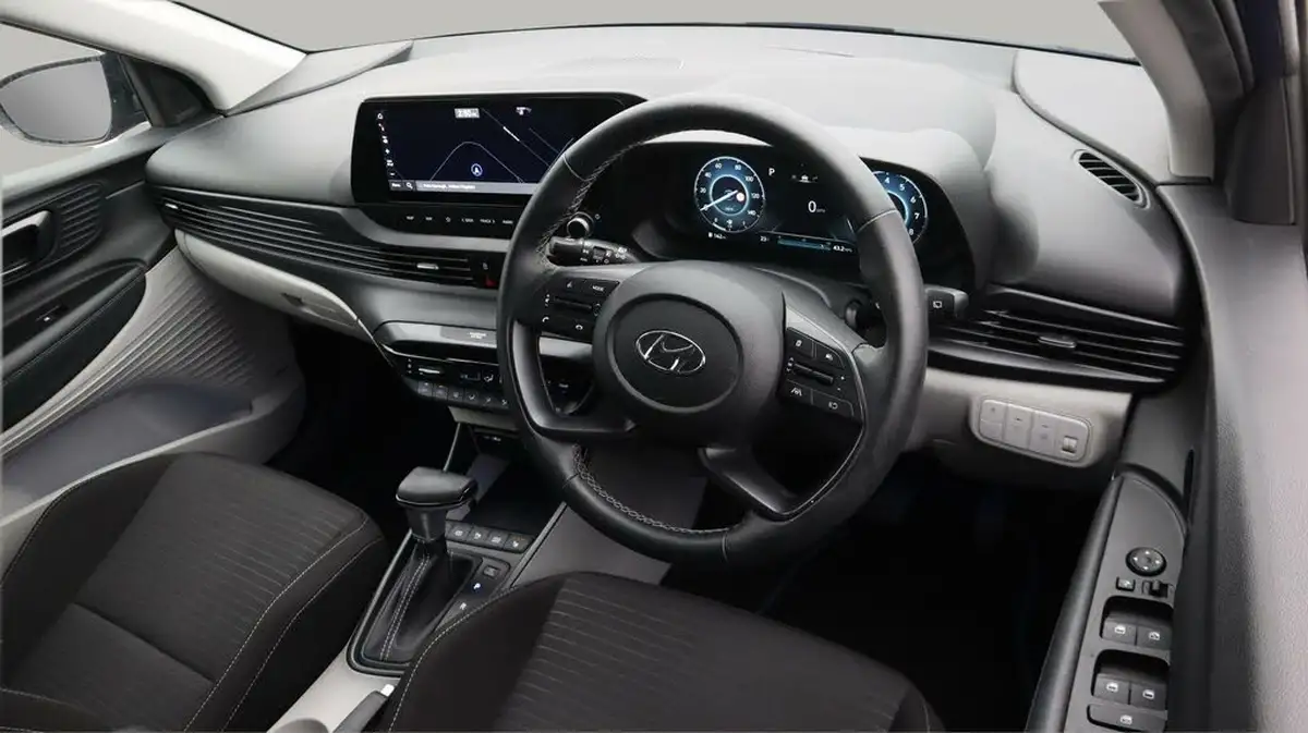 2022-hyundai-i20-10-t-gdi-ultimate-dct-big-9