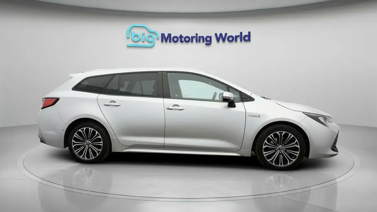 2020-toyota-corolla-20-vvt-i-design-spare-wheel-touring-sports-big-7