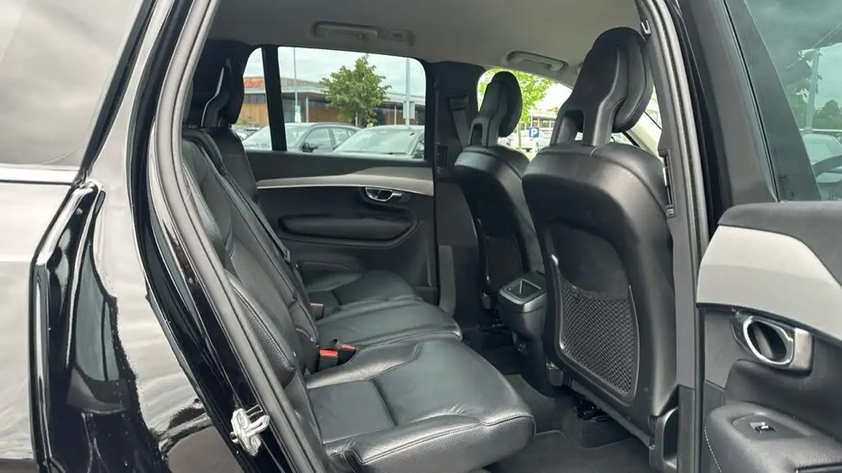2021-volvo-xc90-20td-b5-momentum-big-5