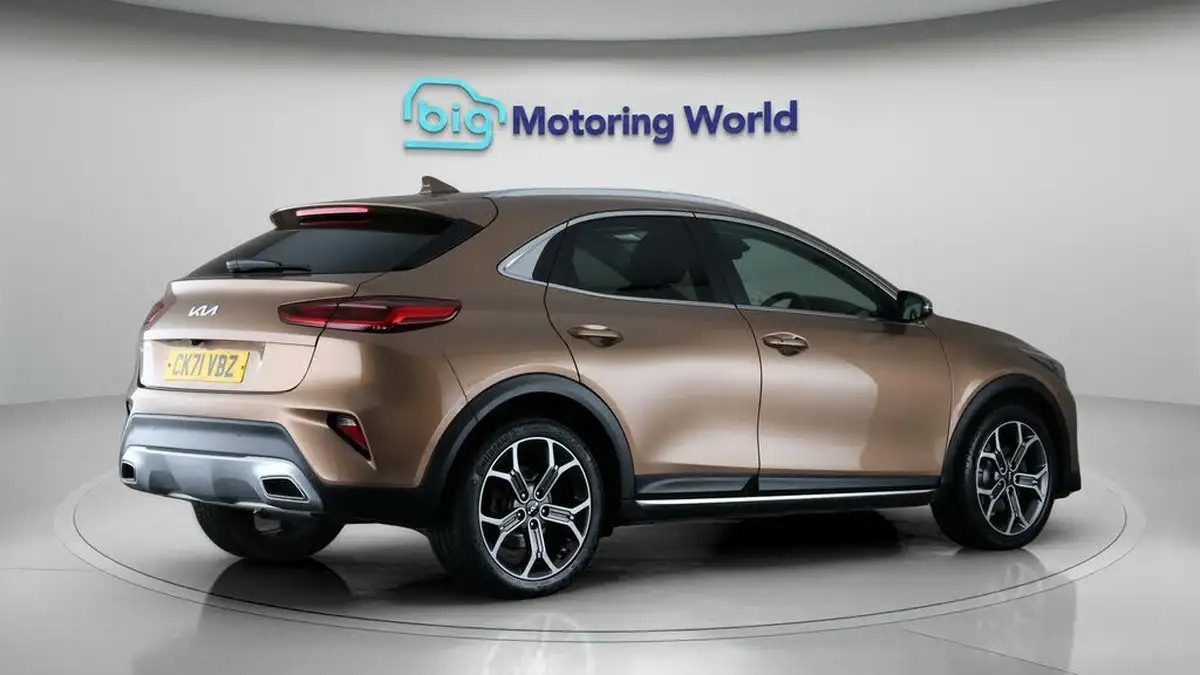 2021-kia-xceed-15-t-gdi-3-big-7