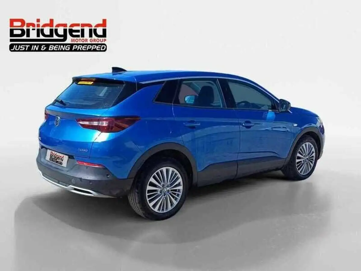 2019-vauxhall-grandland-x-12-tech-line-nav-big-2