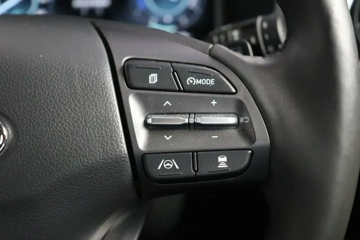 2021-hyundai-kona-e-premium-204ps-64kwh-7kw-obc-big-25