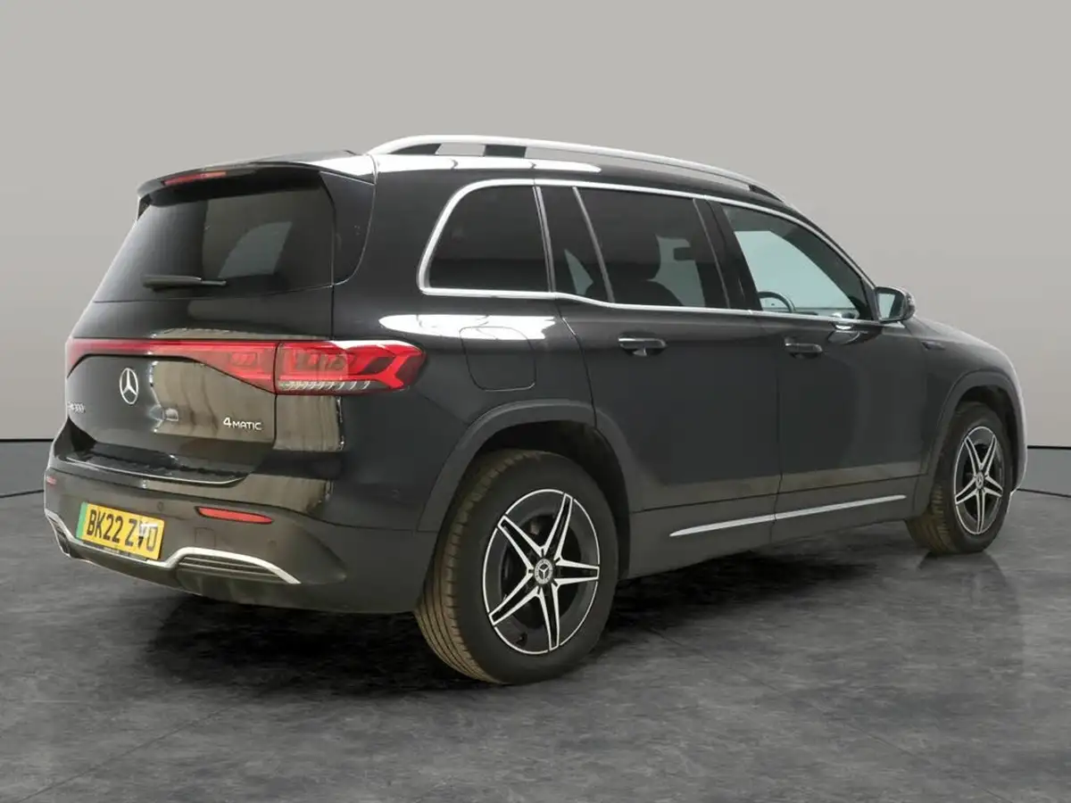 2022-mercedes-benz-eqb-e-eqb-300-amg-line-big-13