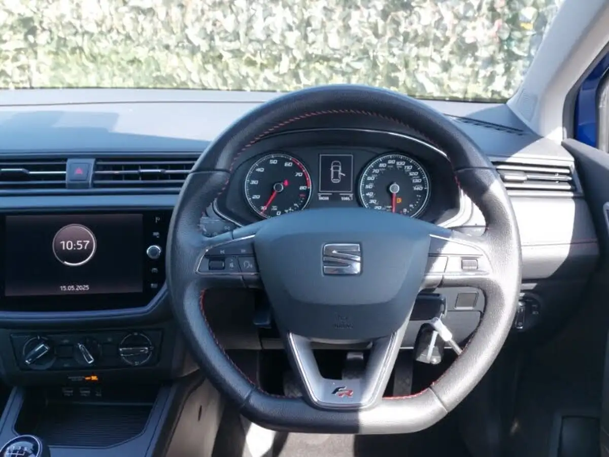 2019-seat-ibiza-10-mpi-fr-big-6