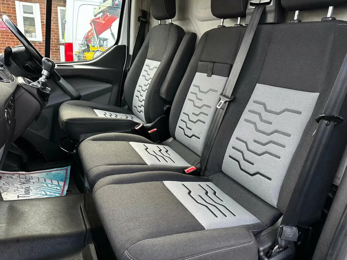 2016-ford-transit-custom-20tdci-270-l1h2-limited-130pseu6-big-21