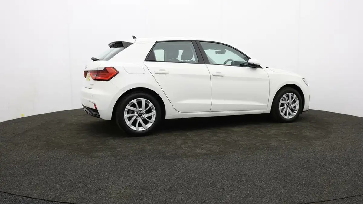 2023-audi-a1-10-30-tfsi-sport-s-tronic-big-35